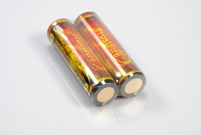 TrustFire 18650 Protected 3000mAh Li-ion Rechargeable Battery High Capacity Safe Power Source for Gadgets