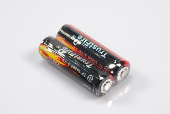 TrustFire 14500 Rechargeable Li-ion Battery 900mAh High Capacity Eco-Friendly Versatile Battery Pair