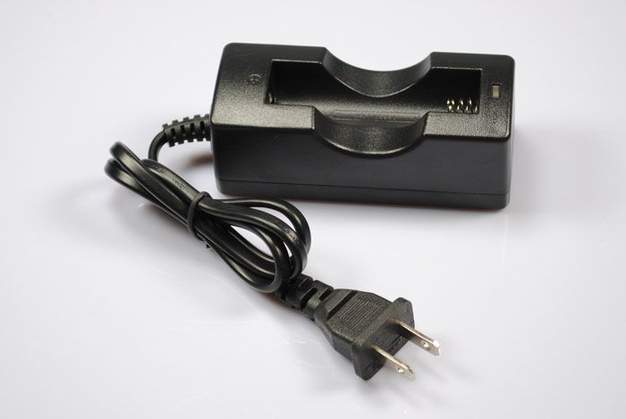 Single 18650 Rechargeable UltraFire Charger Safe Efficient Compact Lightweight Battery Charger Tech Enthusiasts