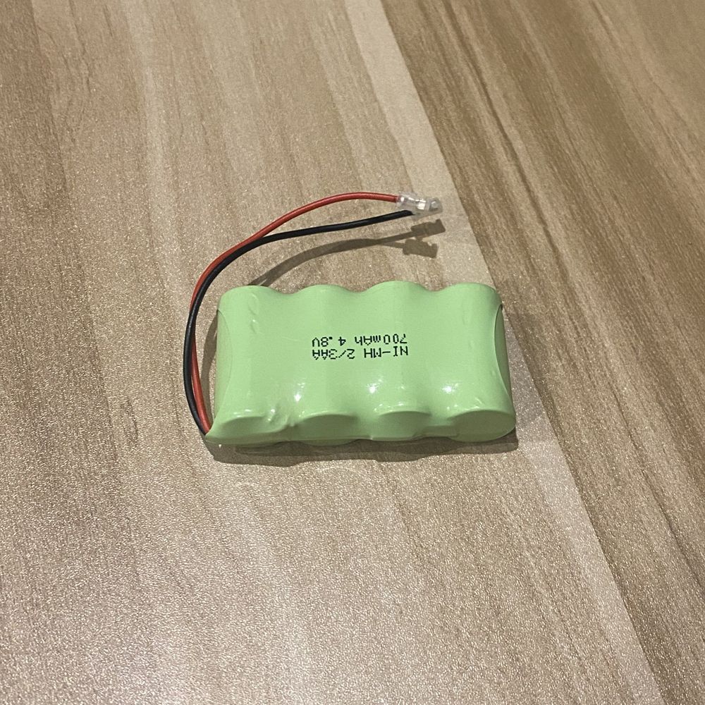 Discover 4.8V 2/3 AA 700mAh Ni-MH Rechargeable Batteries Eco-Friendly Power for Toys and Cameras