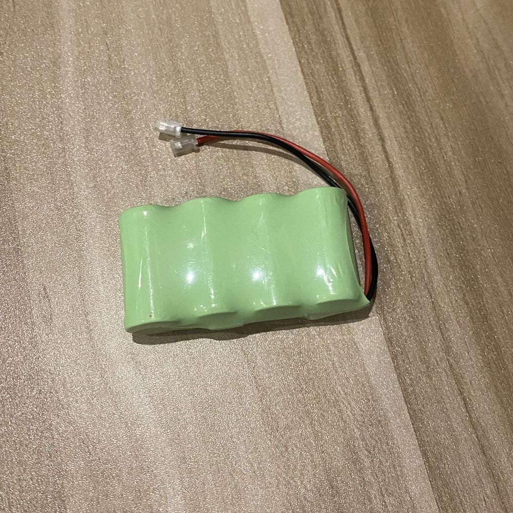 Discover 4.8V 2/3 AA 700mAh Ni-MH Rechargeable Batteries Eco-Friendly Power for Toys and Cameras