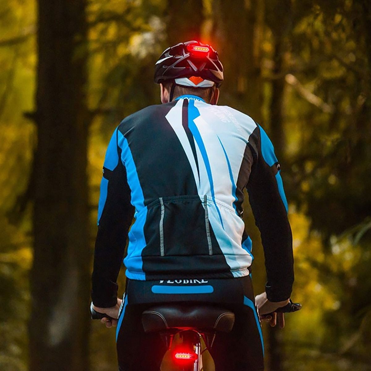USB Rechargeable Ultra Bright Bike Tail Light with LED Technology Compact Design for Cycling Safety