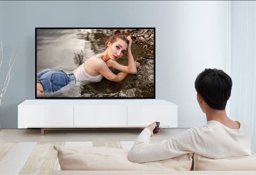 YG300 LED Mini Projector Compact Portable Projector 1080P Bright Projection for Movie Night and Gaming Adventures