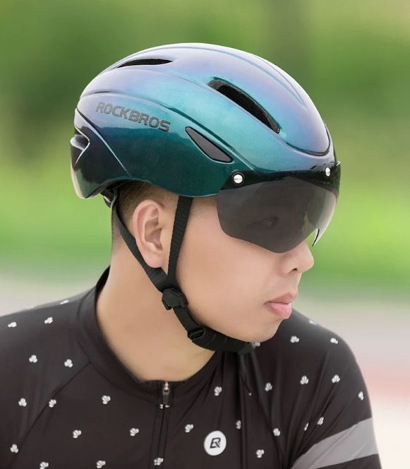ROCKBROS Bicycle Helmet Ultralight Design with Integrated LED Light Magnetic Goggles Comfortable and Safe